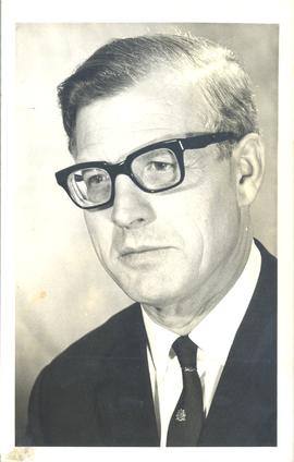 Mr.L.Mullins