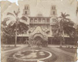 Front View in Jamica Banglow