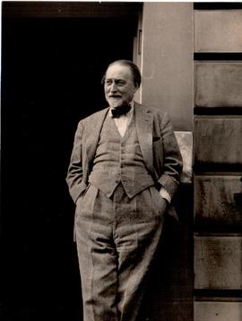 Compton Mackenzie