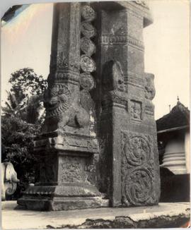 Gadaladeniya Temple