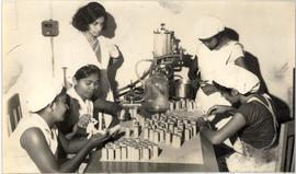 Perfume Production of Sri...