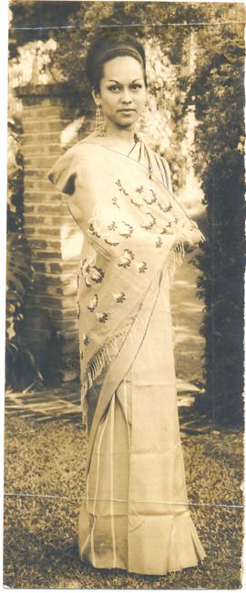 Pretty and Contemporary i...