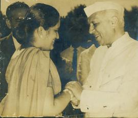 Minister Nehru Bidding Go...