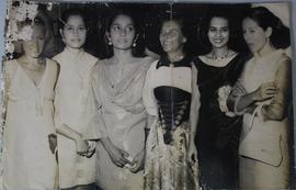 Ursula Vilas, Ishrat Khan...