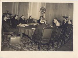Russians at peace talks w...