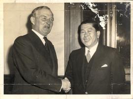 Siam Minister Visits Mr.S...